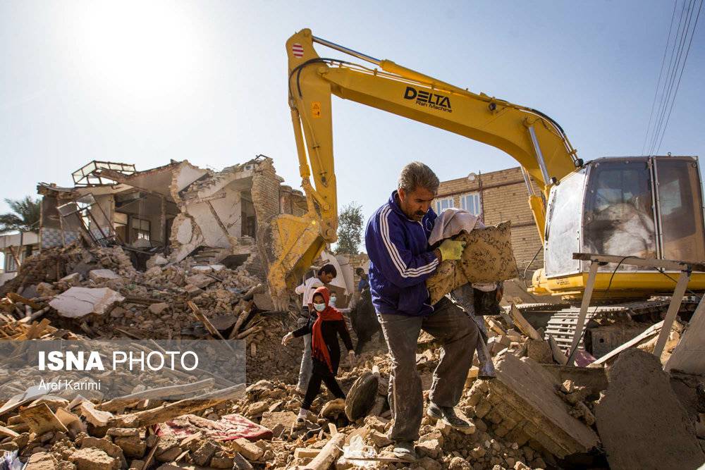 عکس های آوارگان زلزله کرمانشاه,تصاویر مناطق ویران شده زلزله کرمانشاه,عکس های زندگی در کرمانشاه پس از زلزله سرپل ذهاب