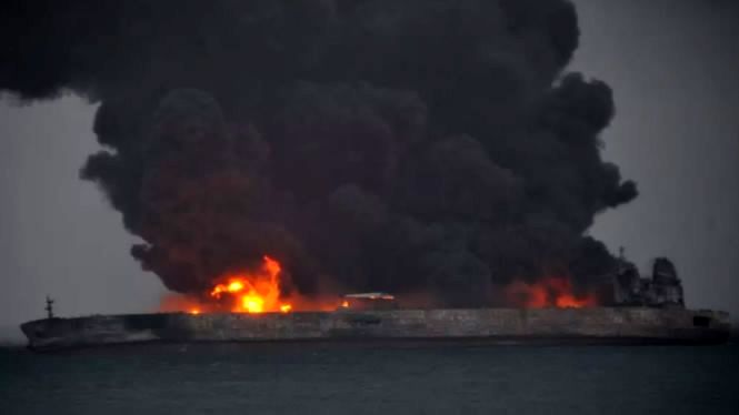 آتش سوزی نفتکش ایرانی,اخبار حوادث,خبرهای حوادث,حوادث