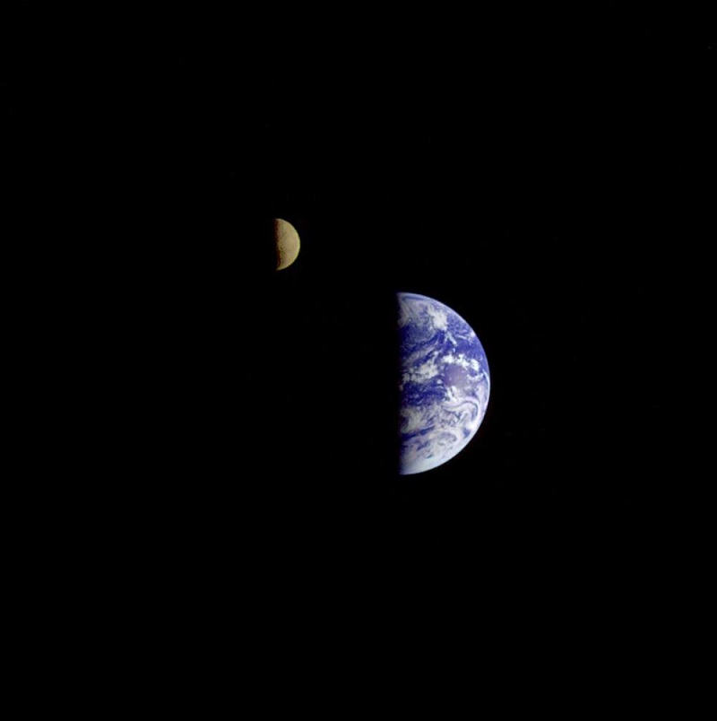 تصاویری خیره‌کننده‌ از کره زمین از فاصله ۵ میلیون کیلومتری,اخبار علمی,خبرهای علمی,نجوم و فضا