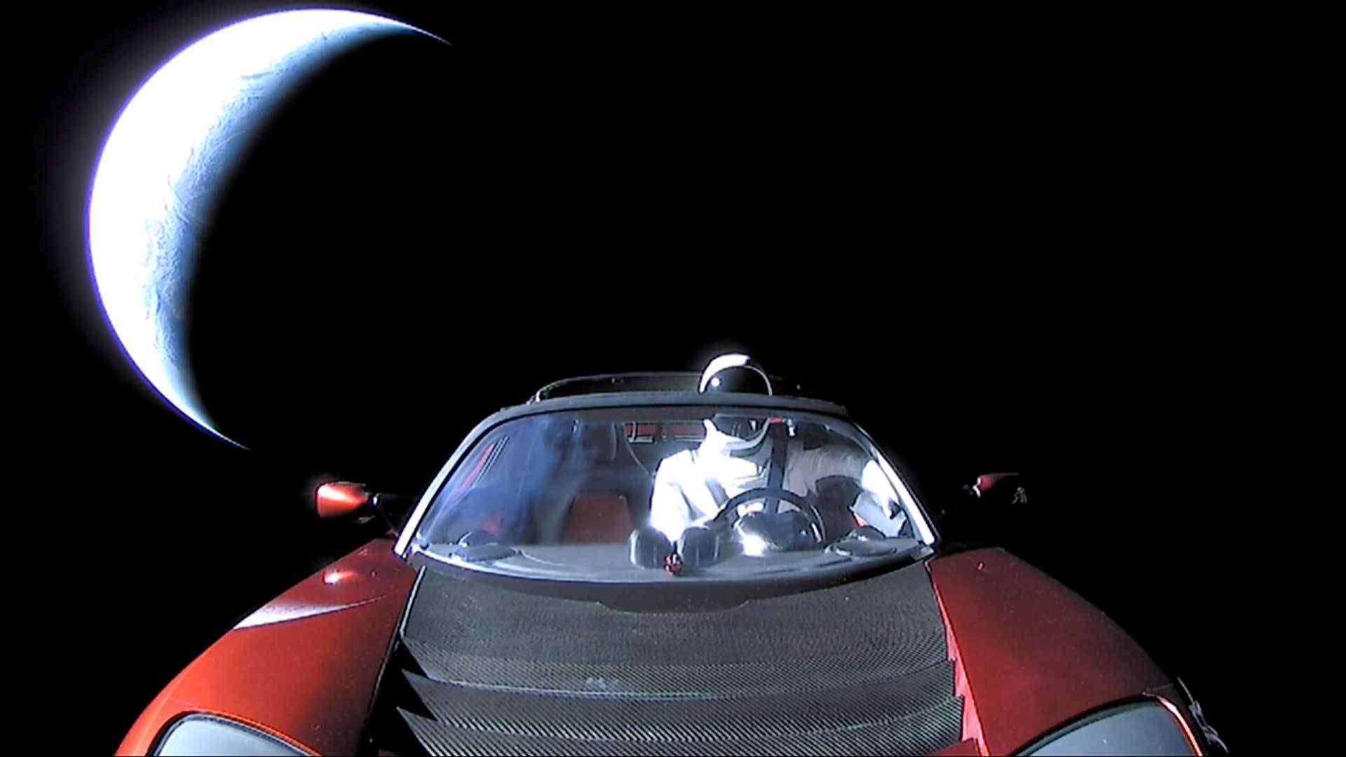 خودروی تسلا رودستر در فضا!,اخبار علمی,خبرهای علمی,نجوم و فضا