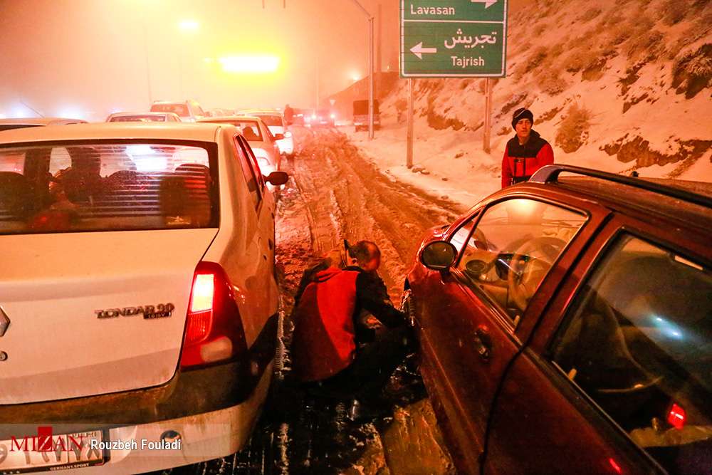 تصاویر یخ زدگی محور تهران لواسان,عکس های مسدود شدن محور تهران لواسان,تصاویر مسدود شدن جاده لواسان