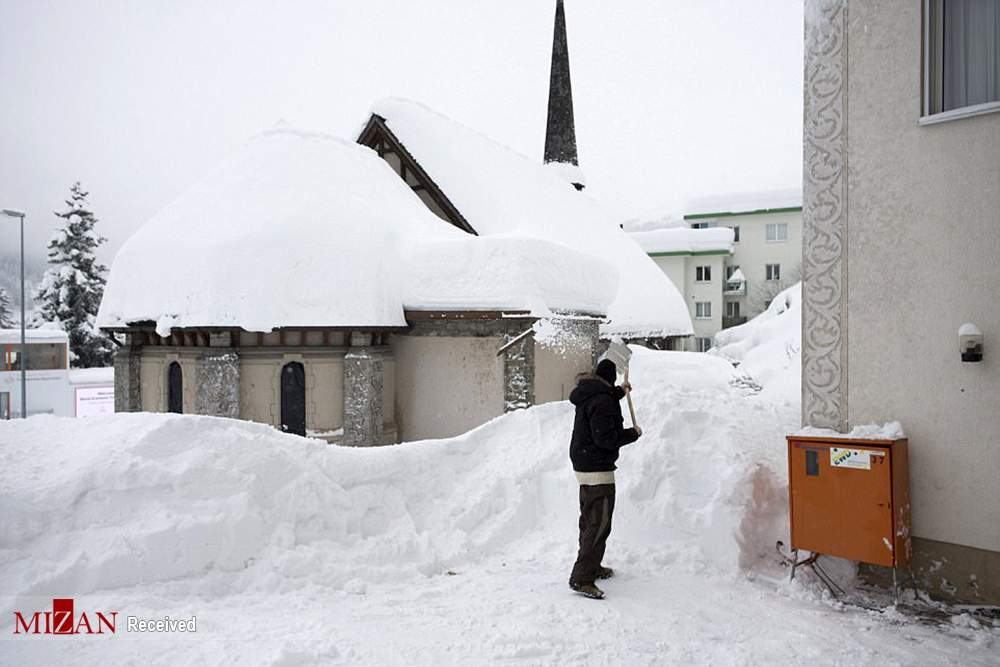 تصاویربارش برف در داووس,تصاویربارش سنگین ترین برف ۲۰ سال گذشته,تصاویربارش سنگین برف در دهکده داووس سوئیس,
