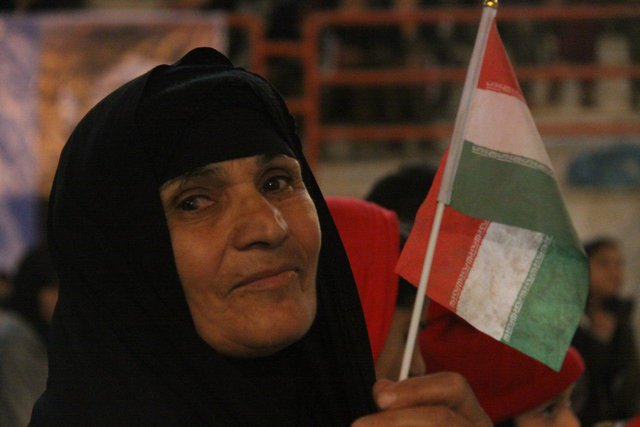 کتاب خاطرات فرنگیس حیدرپور,اخبار هنرمندان,خبرهای هنرمندان,اخبار بازیگران