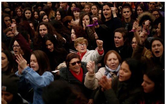 اعتراض زنان اسپانیا,اخبار اجتماعی,خبرهای اجتماعی,خانواده و جوانان