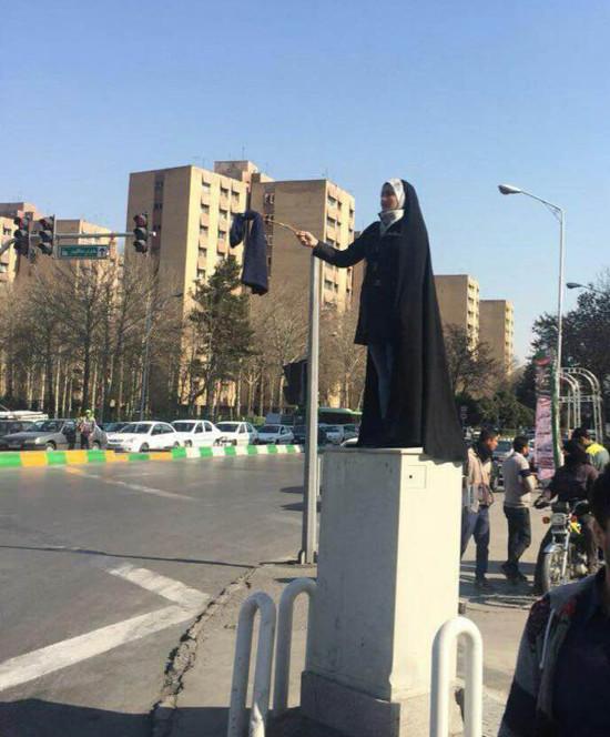 دختران خيابان انقلاب دختران خيابان انقلاب,اخبار سیاسی,خبرهای سیاسی,اخبار سیاسی ایران
