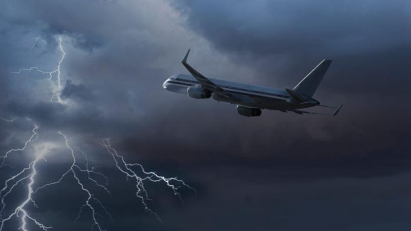 رعد و برق باعث تغییر مسیر هواپیما,اخبار حوادث,خبرهای حوادث,حوادث