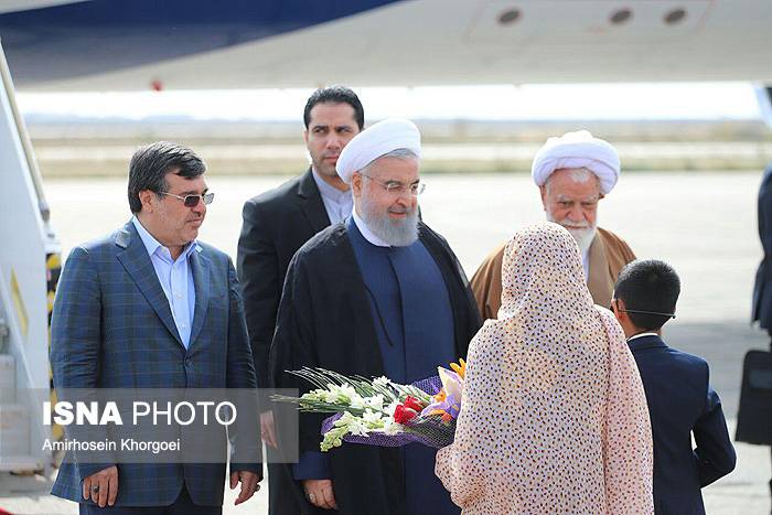 تصاویر حسن روحانی در بندرعباس,عکسهای سفر حسن روحانی به بندرعباس,عکس های ورود رئیس جمهور به بندرعباس