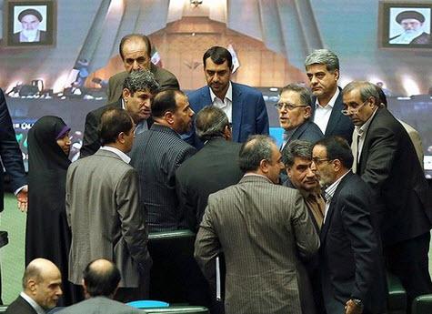 حمله به ولی الله سیف در مجلس حمله به ولی الله سیف در مجلس,اخبار سیاسی,خبرهای سیاسی,مجلس