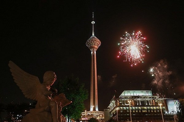 نورافشانی برج میلاد نورافشانی برج میلاد,اخبار اجتماعی,خبرهای اجتماعی,شهر و روستا