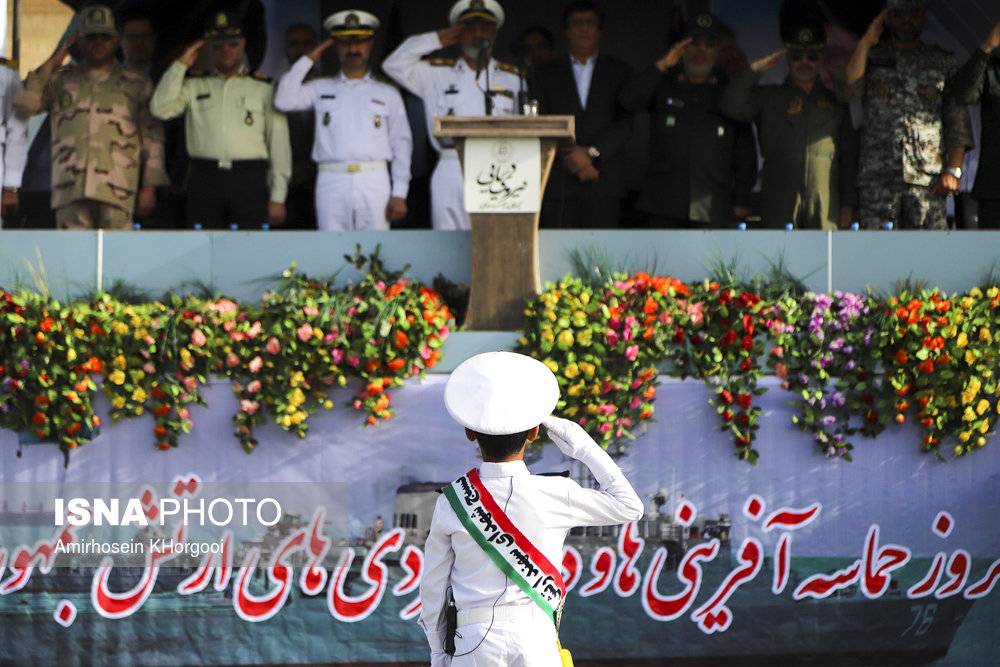 تصاویر رژه نیروهای مسلح,عکس های مراسم روز ارتش ایران,عکسهای رژه نیروهای مسلح