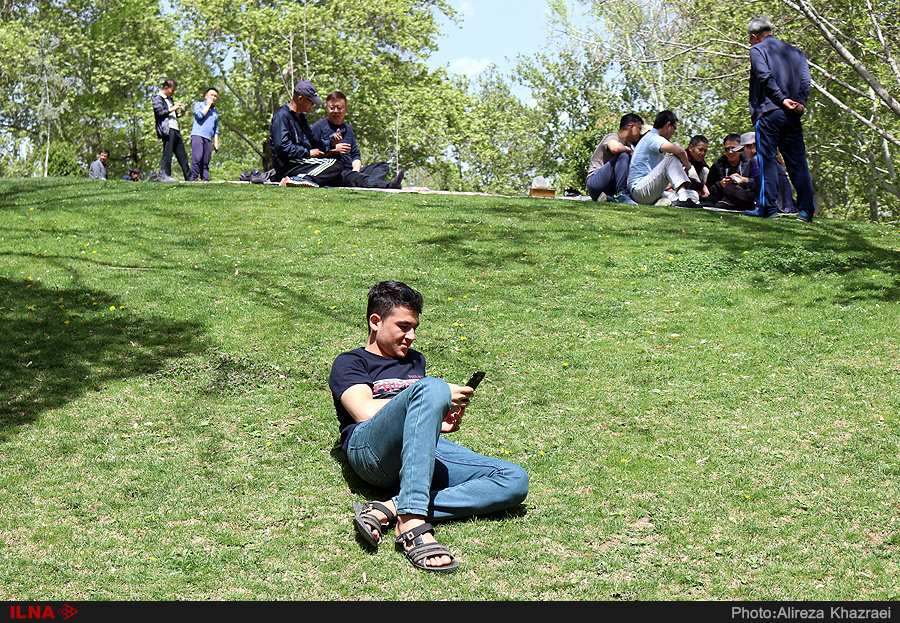 تصاویری از روز طبیعت در ایران,عکس های سیزده بدر در ایران,تصاویر مردم تهران در روز طبیعت