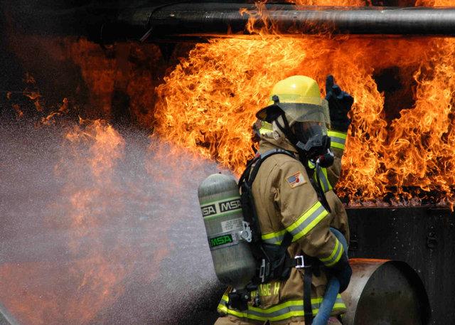 آتش سوزی در پتروشیمی,اخبار اقتصادی,خبرهای اقتصادی,نفت و انرژی
