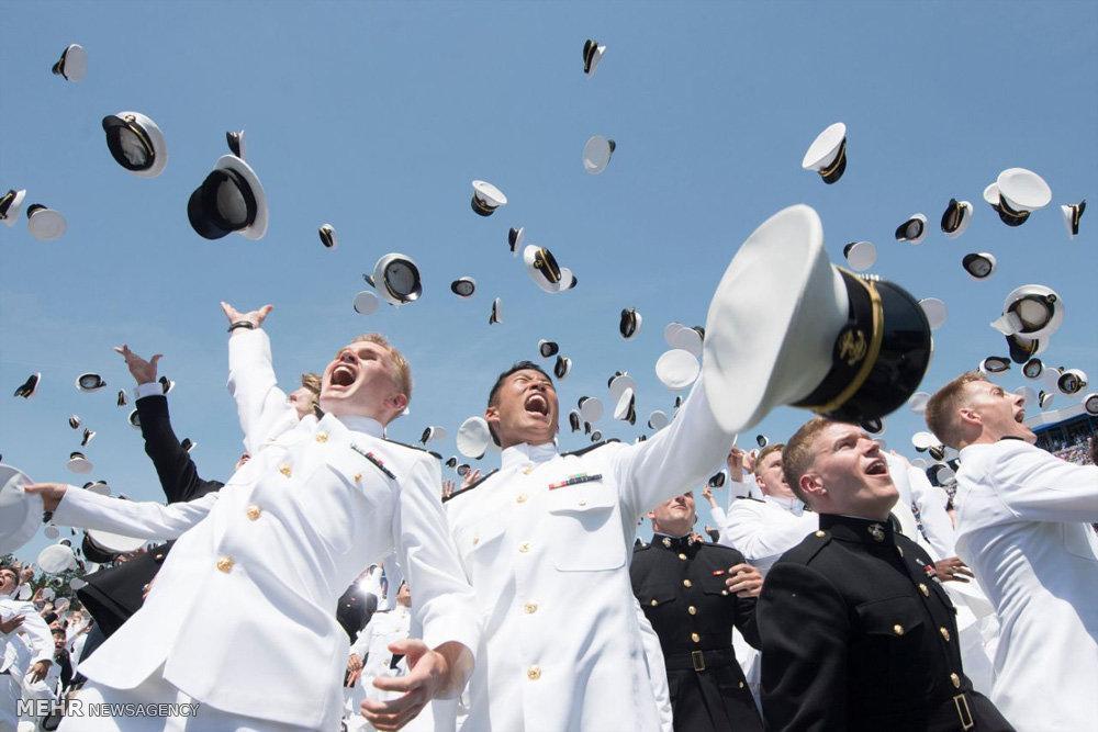تصاویر جشن فارغ التحصیلی نیروی دریایی آمریکا‎,عکس های فارغ التحصیلی آکادمی نیروی دریایی آمریکا‎,تصاویردانش آموختگان آکادمی نیروی دریایی آمریکا