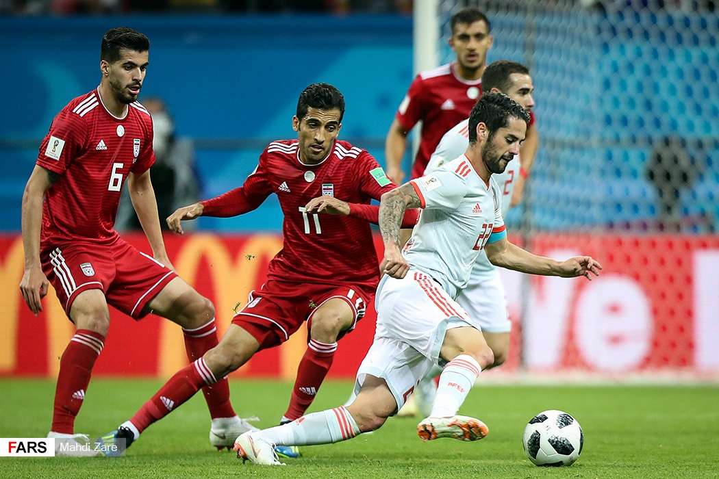تصاویر دیدار ایران و اسپانیا,عکس های بازی ایران و اسپانی,تصاویر یاز بازی ایران و اسپانیا در جام جهانی