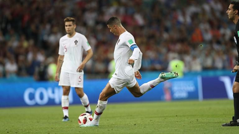 تصاویر دیدار تیم ملی اروگوئه و پرتغال,عکس های دیدار اروگوئه و پرتغال,عکس بازی تیم ملی اروگوئه و پرتغال در جام جهانی