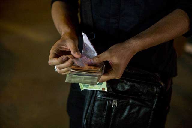 تخلفات ارزی تخلفات ارزی,اخبار طلا و ارز,خبرهای طلا و ارز,طلا و ارز