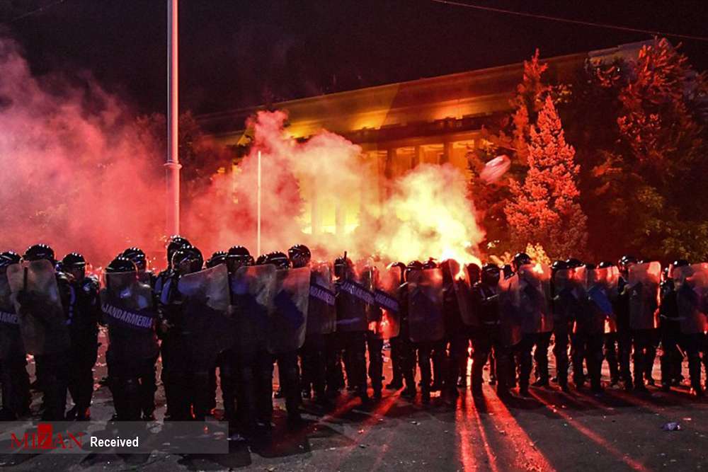 تصاویر تظاهرات در رومانی,عکسهای تظاهرات علیه دولت رومانی,عکس های تظاهرات ضد دولتی در رومانی
