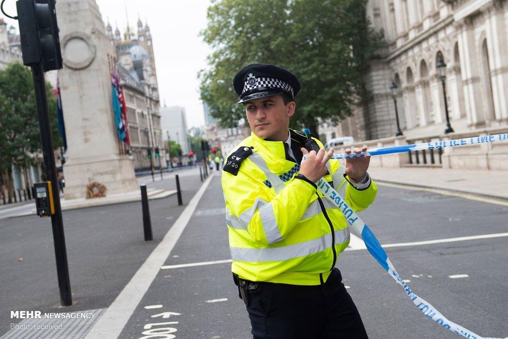 تصاویر حمله تروریستی در انگلیس,عکسهای حمله تروریستی مقابل پارلمان انگلیس,عکس های زیرگرفتن عابران پیاده در انگلیس