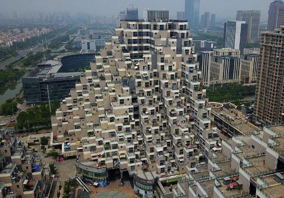 ساختمان عجیب در چین,اخبار جالب,خبرهای جالب,خواندنی ها و دیدنی ها