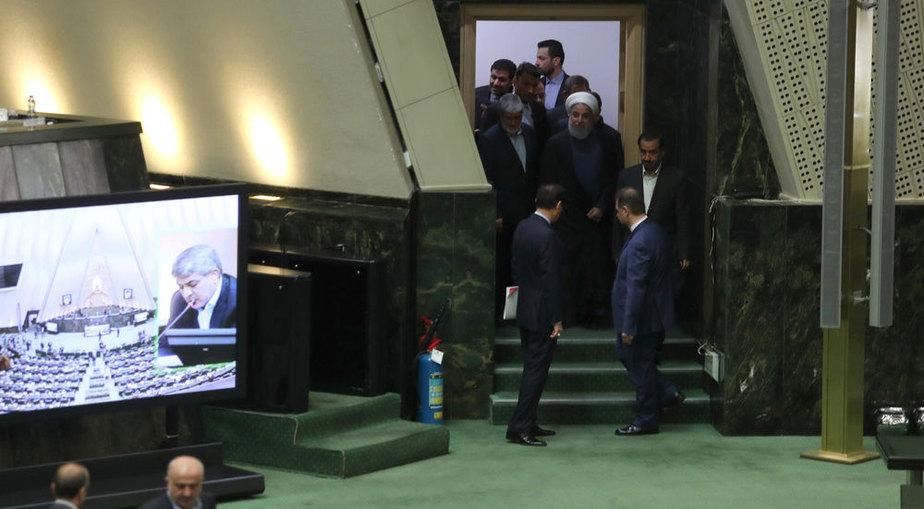 عکس مجلس,تصاویرمجلس,عکس سوال از روحانی در جلسه علنی مجلس