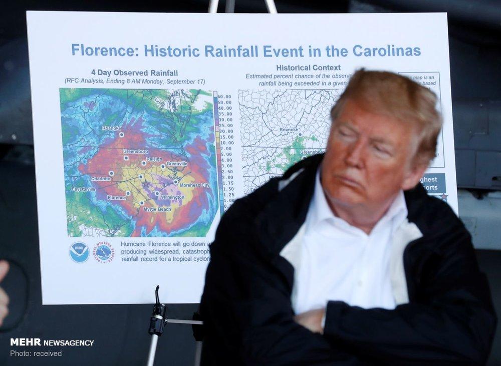 عکس سفر ترامپ به مناطق طوفان زده‎,تصاویرسفر ترامپ به مناطق طوفان زده‎,عکس ترامپ درکارولینای شمالی