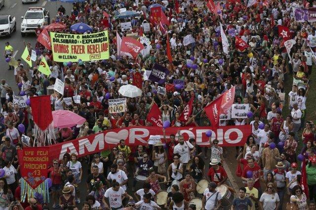 راهپیمایی مردم برزیل,اخبار سیاسی,خبرهای سیاسی,اخبار بین الملل