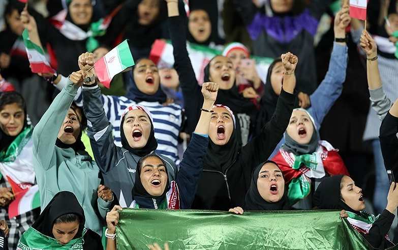 حضور بانوان در ورزشگاه آزادی,اخبار سیاسی,خبرهای سیاسی,اخبار سیاسی ایران