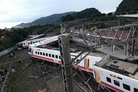 خارج شدن یک قطار سریع السیر در تایوان,اخبار حوادث,خبرهای حوادث,حوادث