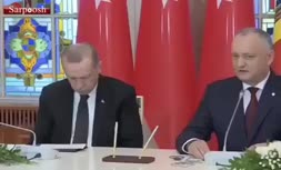 فیلم/ چُرت زدن «اردوغان» در یک برنامه زنده تلویزیونی