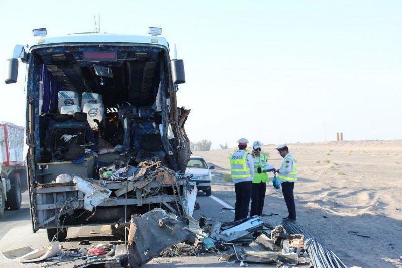 تصادف اتوبوس در سمنان,اخبار حوادث,خبرهای حوادث,حوادث