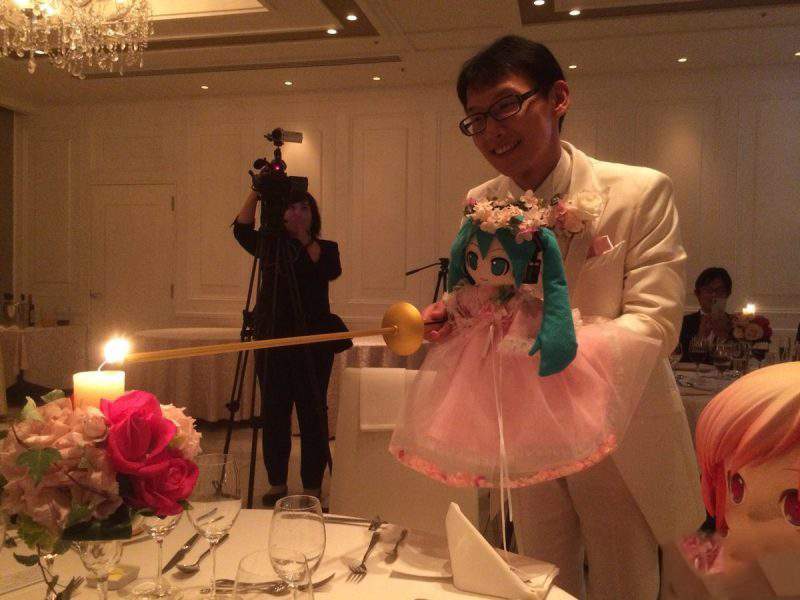 ازدواج مرد ژاپنی با عروسک,اخبار جالب,خبرهای جالب,خواندنی ها و دیدنی ها