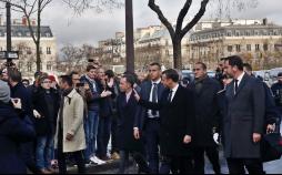 تصاویر رئیس جمهور فرانسه در خیابان‌های پاریس,عکس های مکرون در خیابان های فرانسه,عکس های امانوئل مکرو