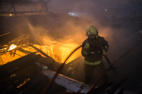 آتش سوزی بازارچه توپخانه,اخبار حوادث,خبرهای حوادث,حوادث امروز