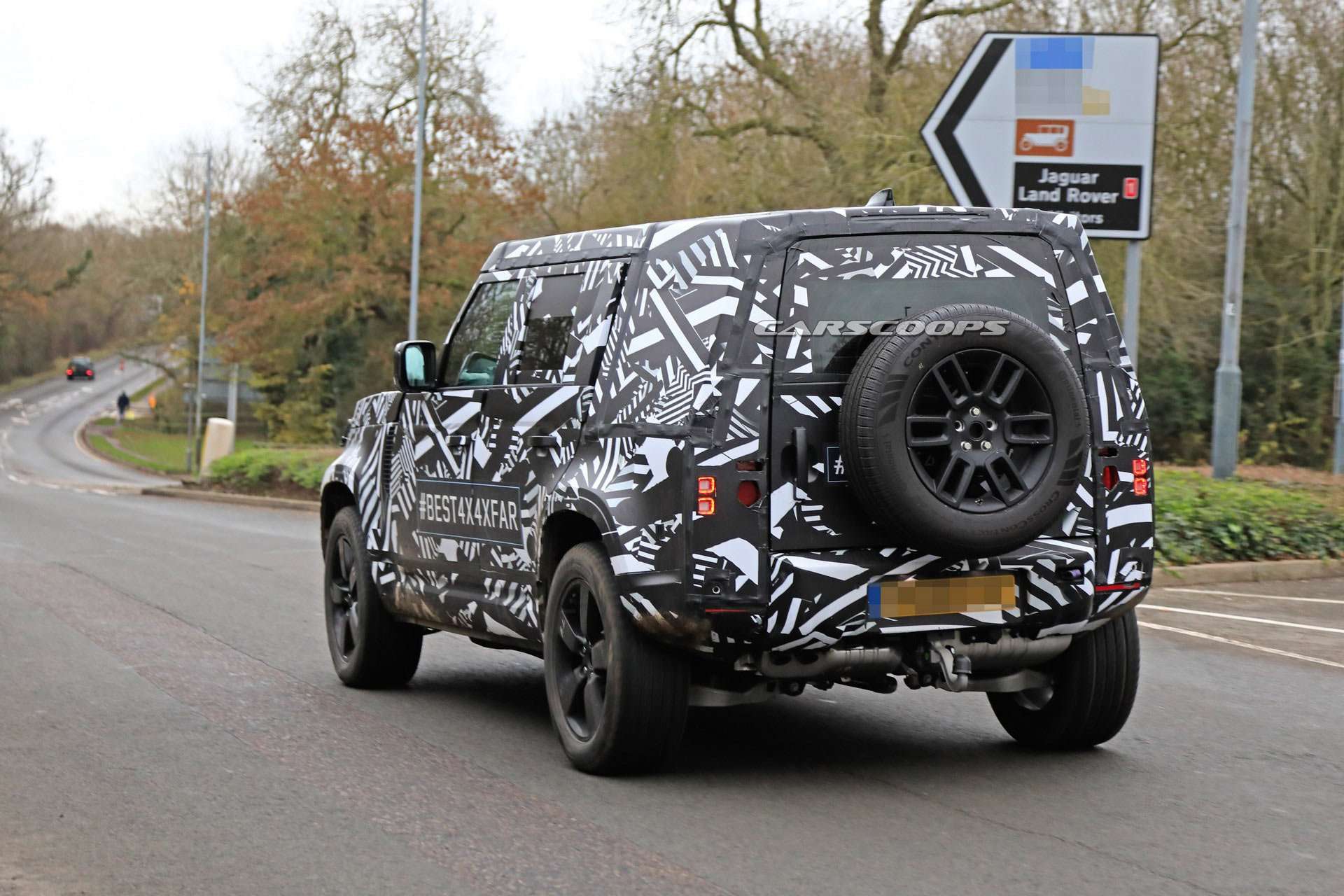 Land Rover Defender,اخبار خودرو,خبرهای خودرو,مقایسه خودرو