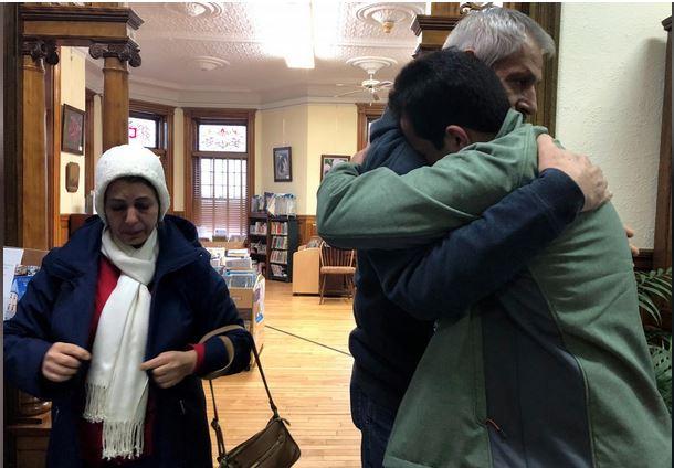 دیدار دانشجویان ایرانی و خانواده‌ یشان لب مرز,اخبار دانشگاه,خبرهای دانشگاه,دانشگاه