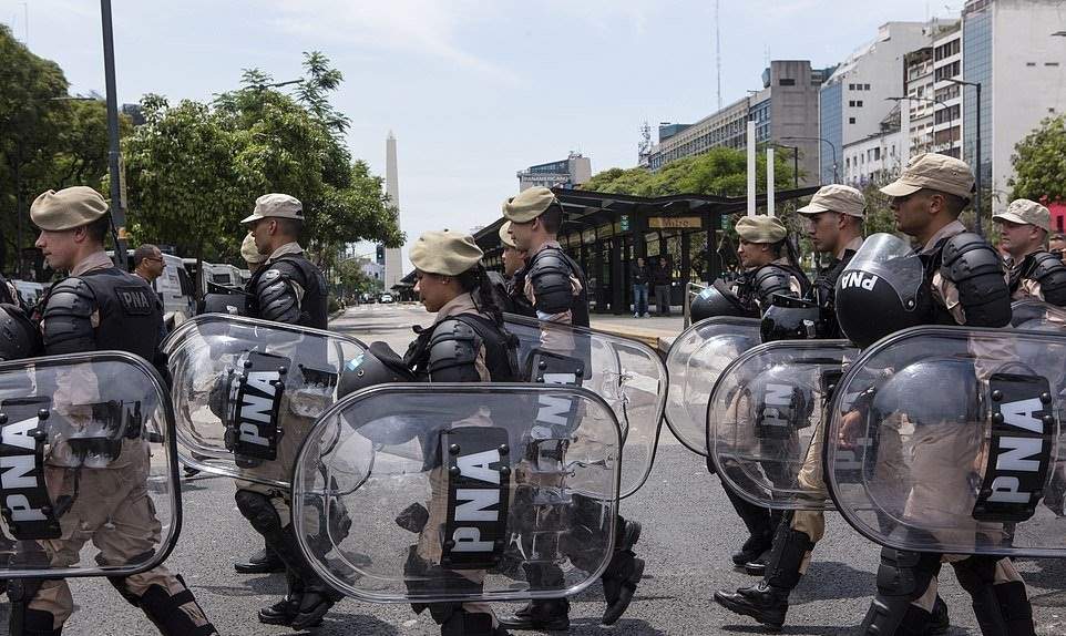 تصاویر نشست افتتاحیه اجلاس سران گروه ۲۰ تصاویر نشست افتتاحیه اجلاس سران گروه ۲۰,عکس های اجلاس سران گروه ۲۰ در آرژانتین,تصاویر رهبران جهان درنشست اجلاس سران گروه ۲۰