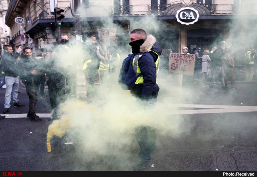 تصاویر اعتراضات در فرانسه,عکس های متعرضان فرانسه,تصاویر جلیقه زردها در فرانسه