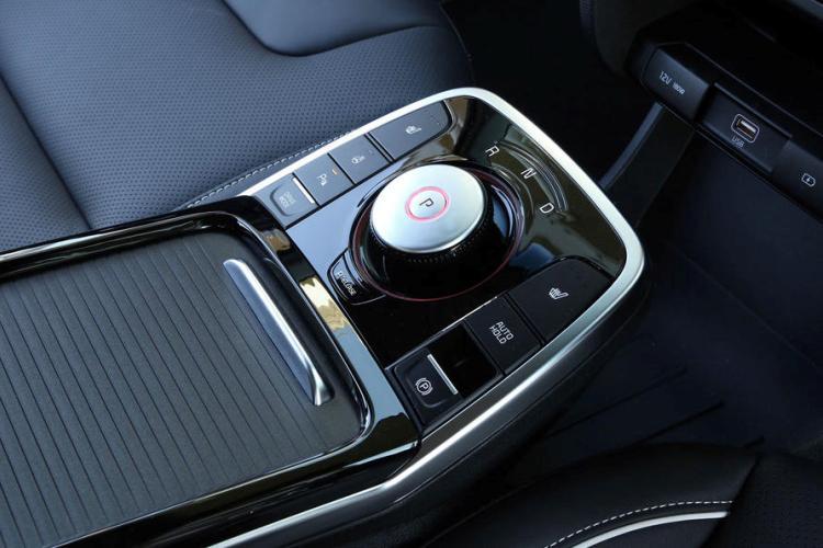 کراس اور برقی کیا,اخبار خودرو,خبرهای خودرو,مقایسه خودرو