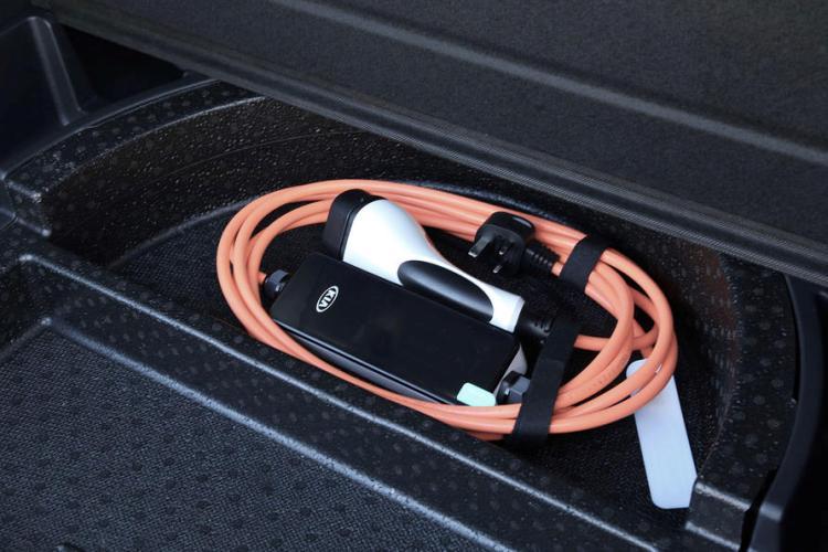 کراس اور برقی کیا,اخبار خودرو,خبرهای خودرو,مقایسه خودرو