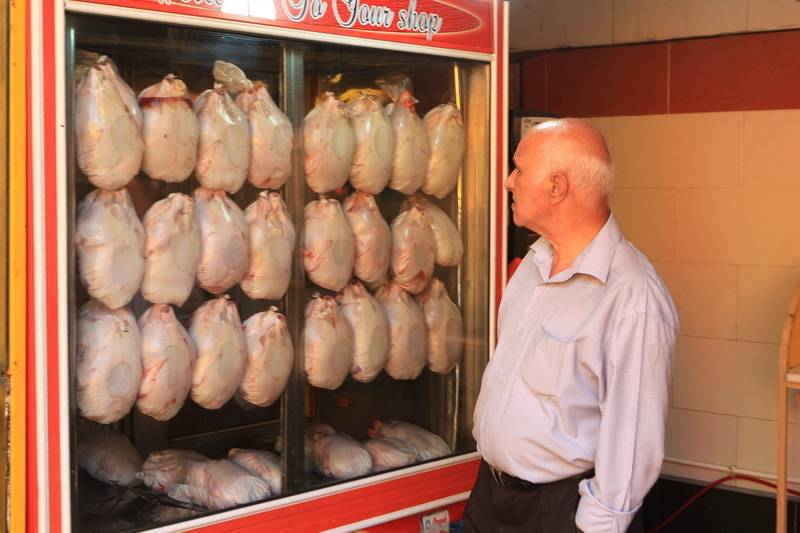 فروش مرغ گرانتر از ۱۰ هزار تومان تخلف است
