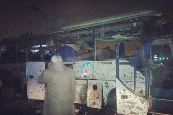 انفجار در اتوبوس گردشگران در مصر,اخبار سیاسی,خبرهای سیاسی,خاورمیانه