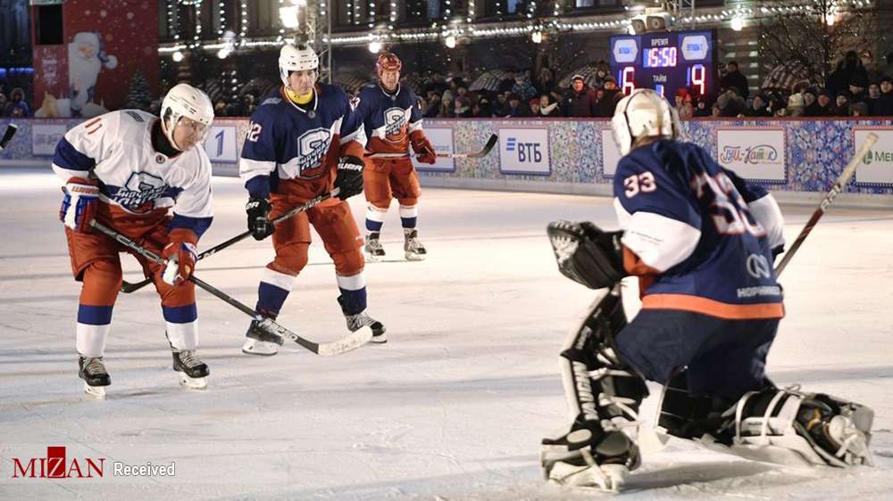 عکس بازی هاکی روی یخ پوتین,تصاویربازی هاکی روی یخ پوتین,عکس پوتین