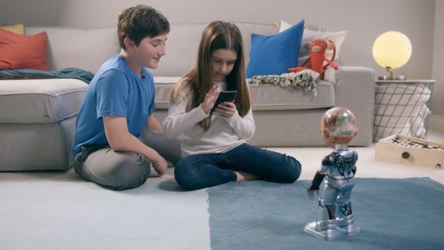 ربات سوفیای کوچک,اخبار علمی,خبرهای علمی,اختراعات و پژوهش