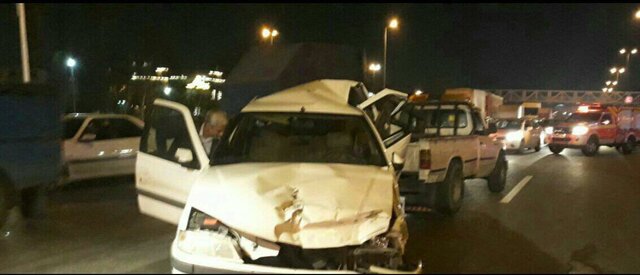تصادف شدید در بزرگراه شهید یاسینی تهران/,اخبار حوادث,خبرهای حوادث,حوادث
