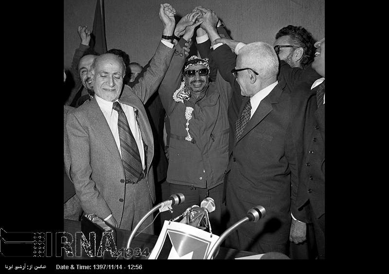 تصاویر سفر یاسر عرفات به تهران,عکس های یاسر عرفات در تهران,عکسهای رهبر جبهه آزادی بخش فلسطین