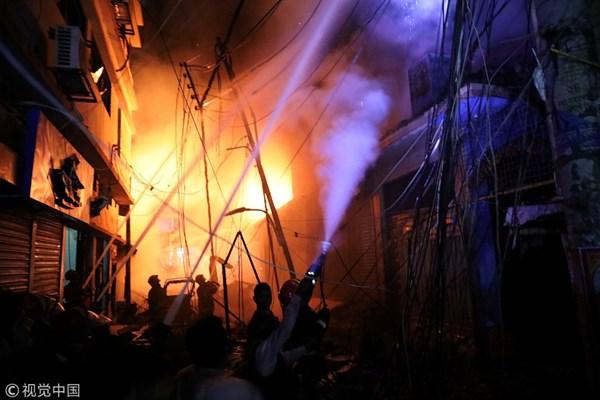 آتش سوزی در داکا بنگلادش,اخبار حوادث,خبرهای حوادث,حوادث امروز