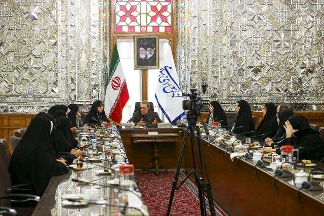 علی لاریجانی و مدافعان لایحه امنيت زنان در برابر خشونت,اخبار سیاسی,خبرهای سیاسی,مجلس