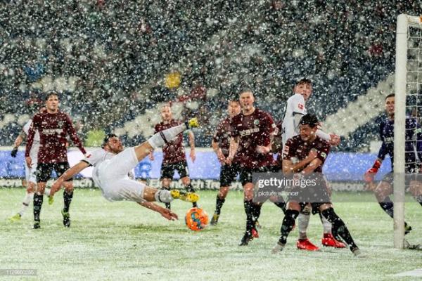 بازی هانوفر و بایرلورکوزن بازی هانوفر و بایرلورکوزن,اخبار فوتبال,خبرهای فوتبال,اخبار فوتبال جهان