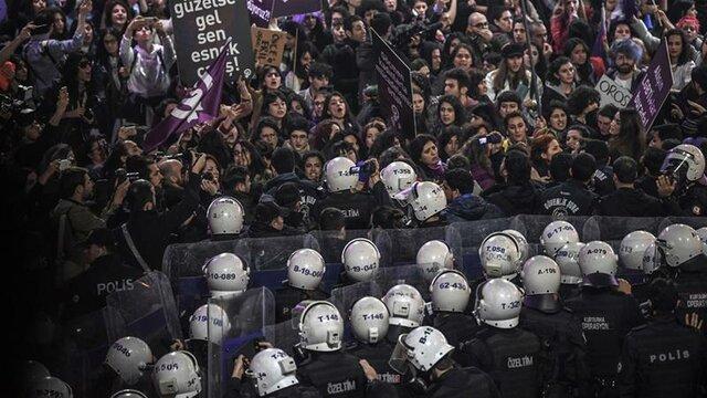 تجمع روز زن در استانبول,اخبار اجتماعی,خبرهای اجتماعی,خانواده و جوانان