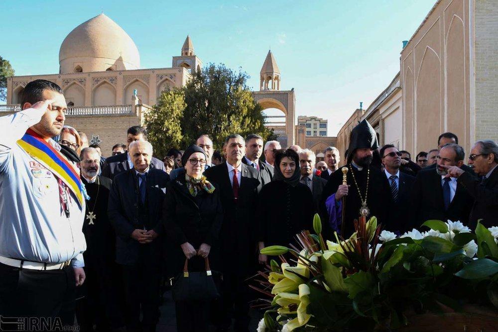 تصاویر نخست‌وزیر ارمنستان در اصفهان,عکس های نخست‌وزیر ارمنستان و همسرش,تصاویر نیکول پاشینیان در اصفهان